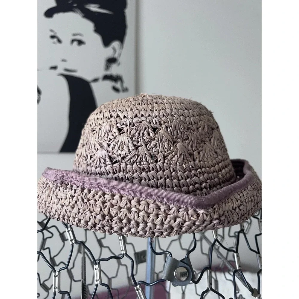 Vintage Style Handwoven Raffia Straw Cloche Sun Hat Mauve Purple Rolled‎ Brim